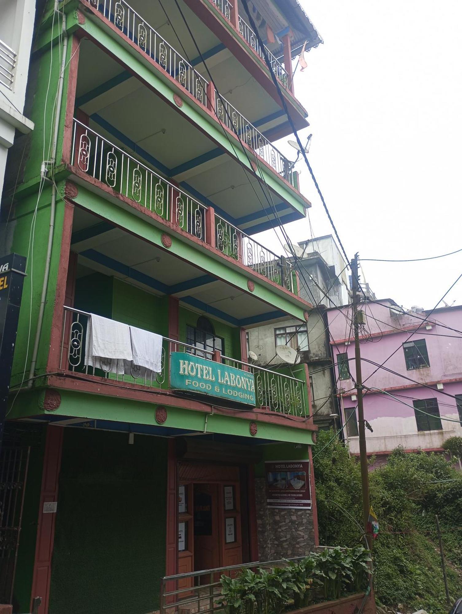 Hotel Labonya Lava 외부 사진