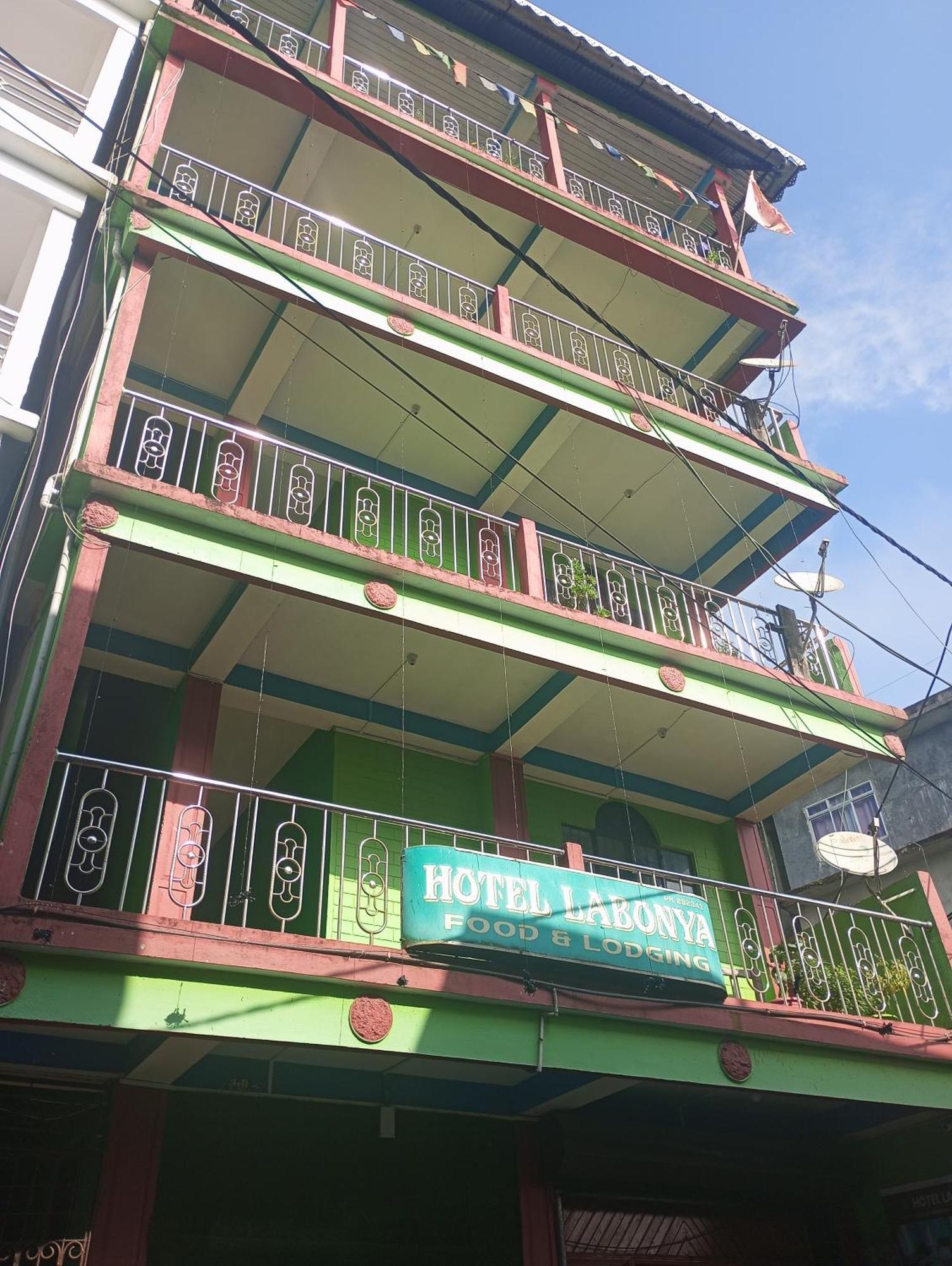Hotel Labonya Lava 외부 사진