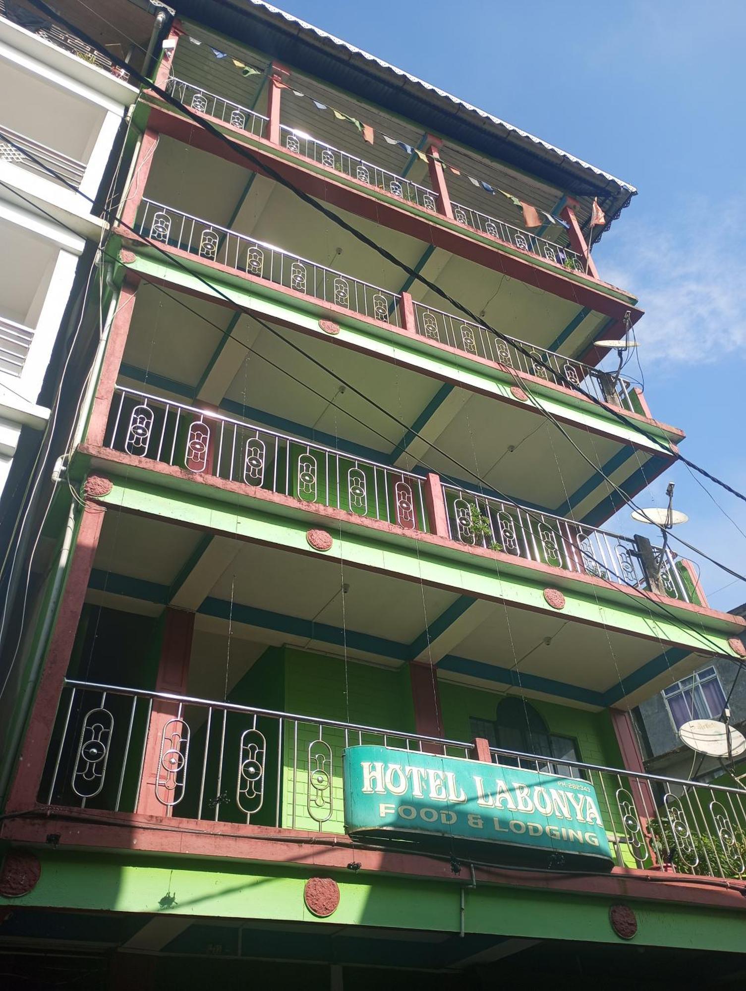 Hotel Labonya Lava 외부 사진